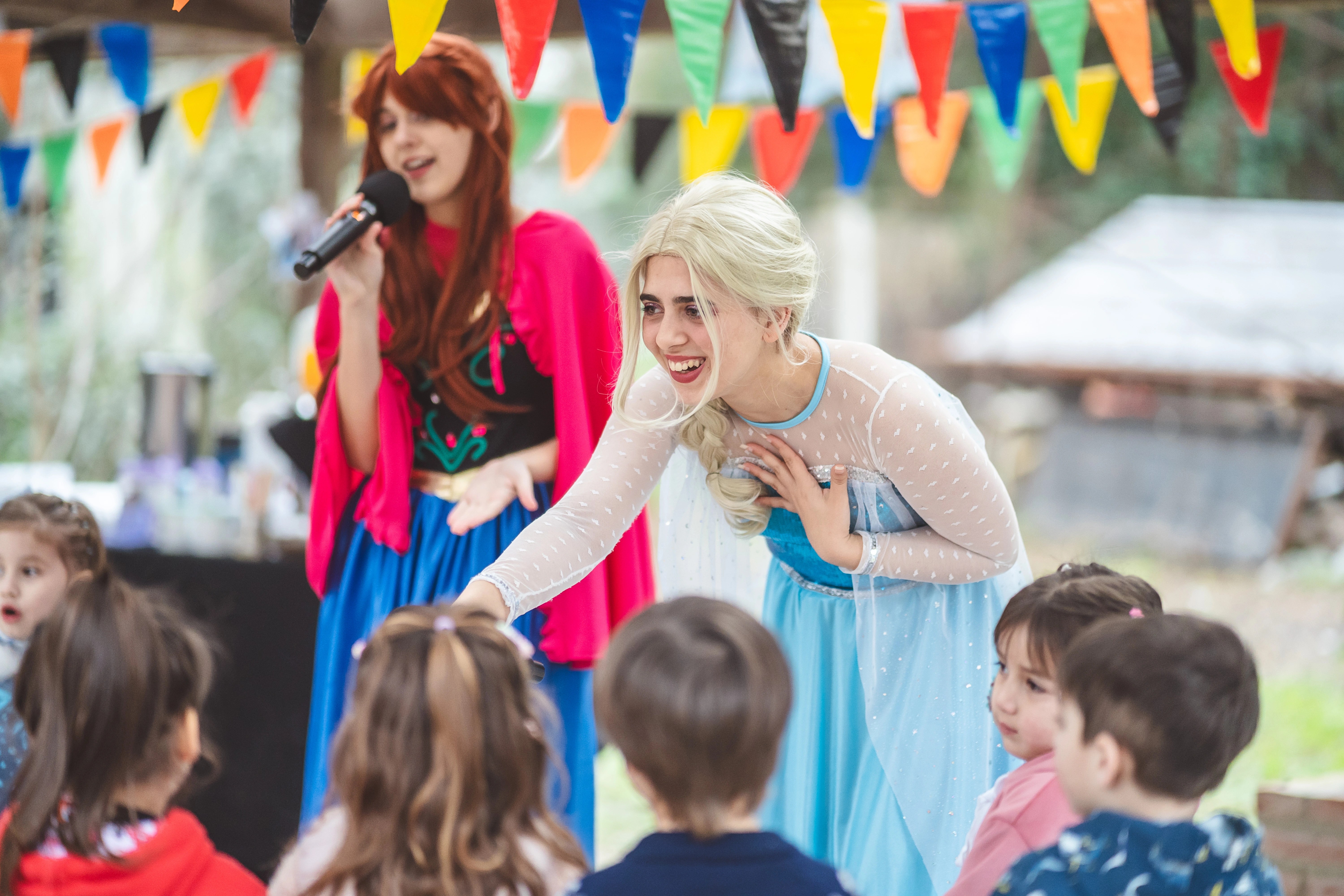 Princesas Disney cantando en vivo en show de cumpleaños infantil en Buenos Aires